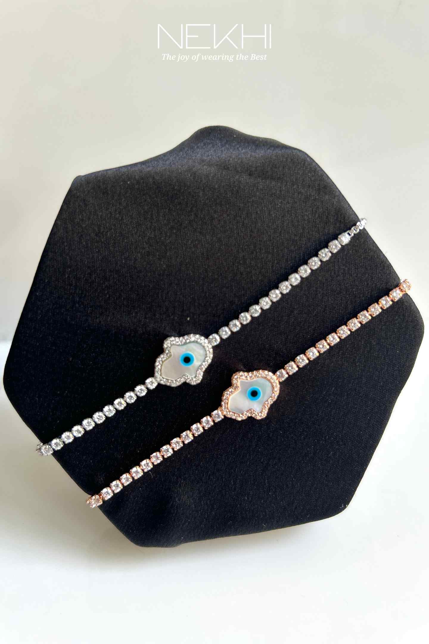 Hamsa protector