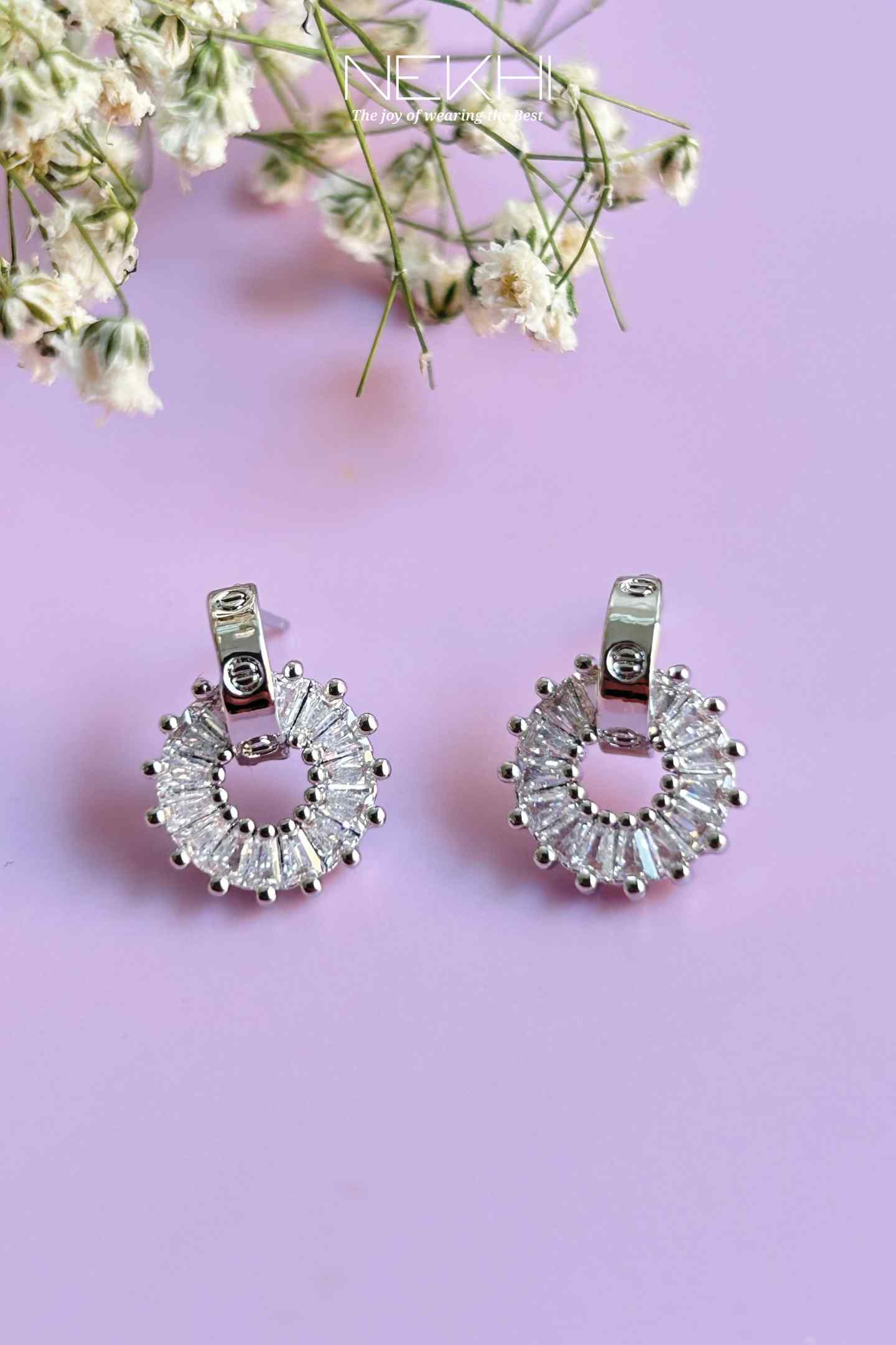 Idaa Studs