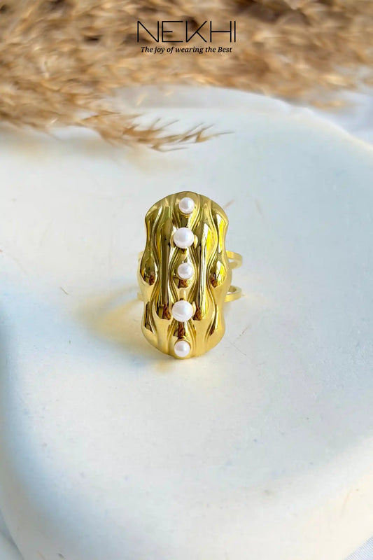 Spotlight Pearl Ring