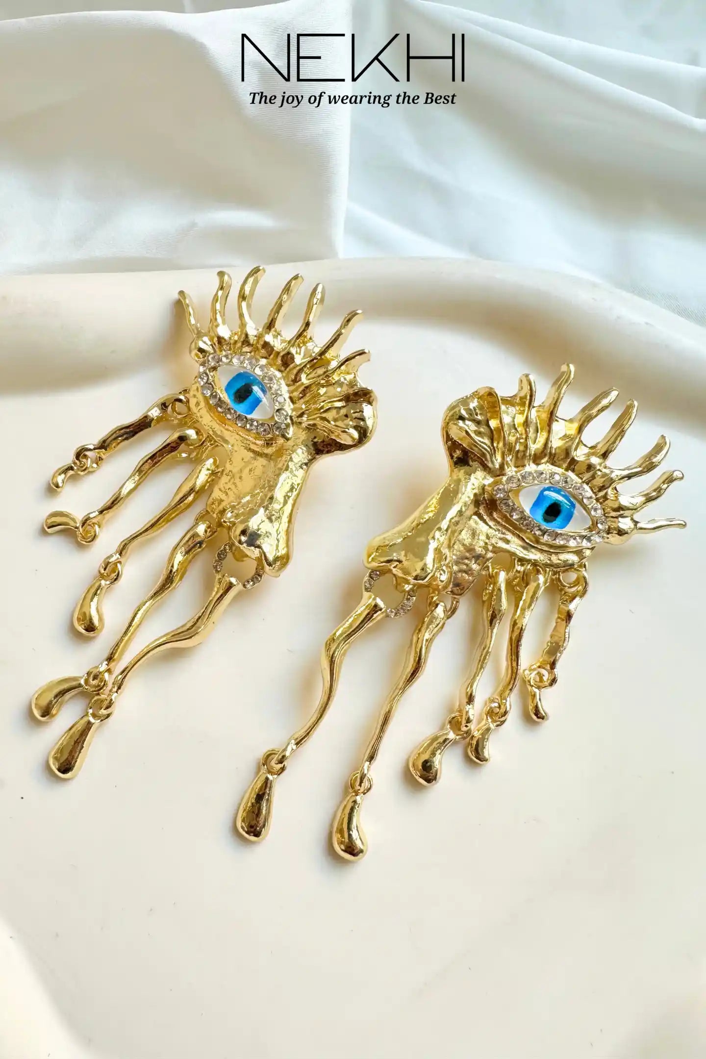 Eyeconic Earrings