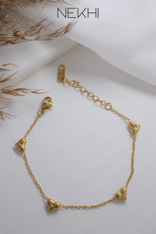 Nysa Heart Charm Bracelet
