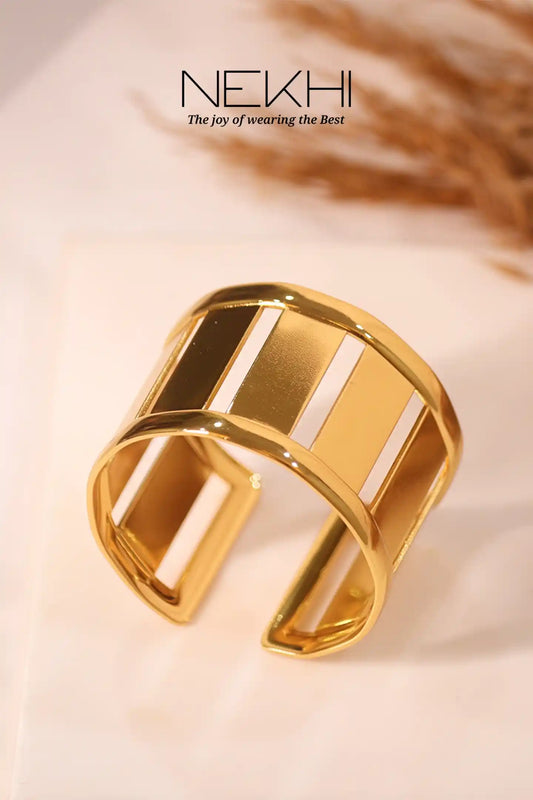 Nyra Cuff