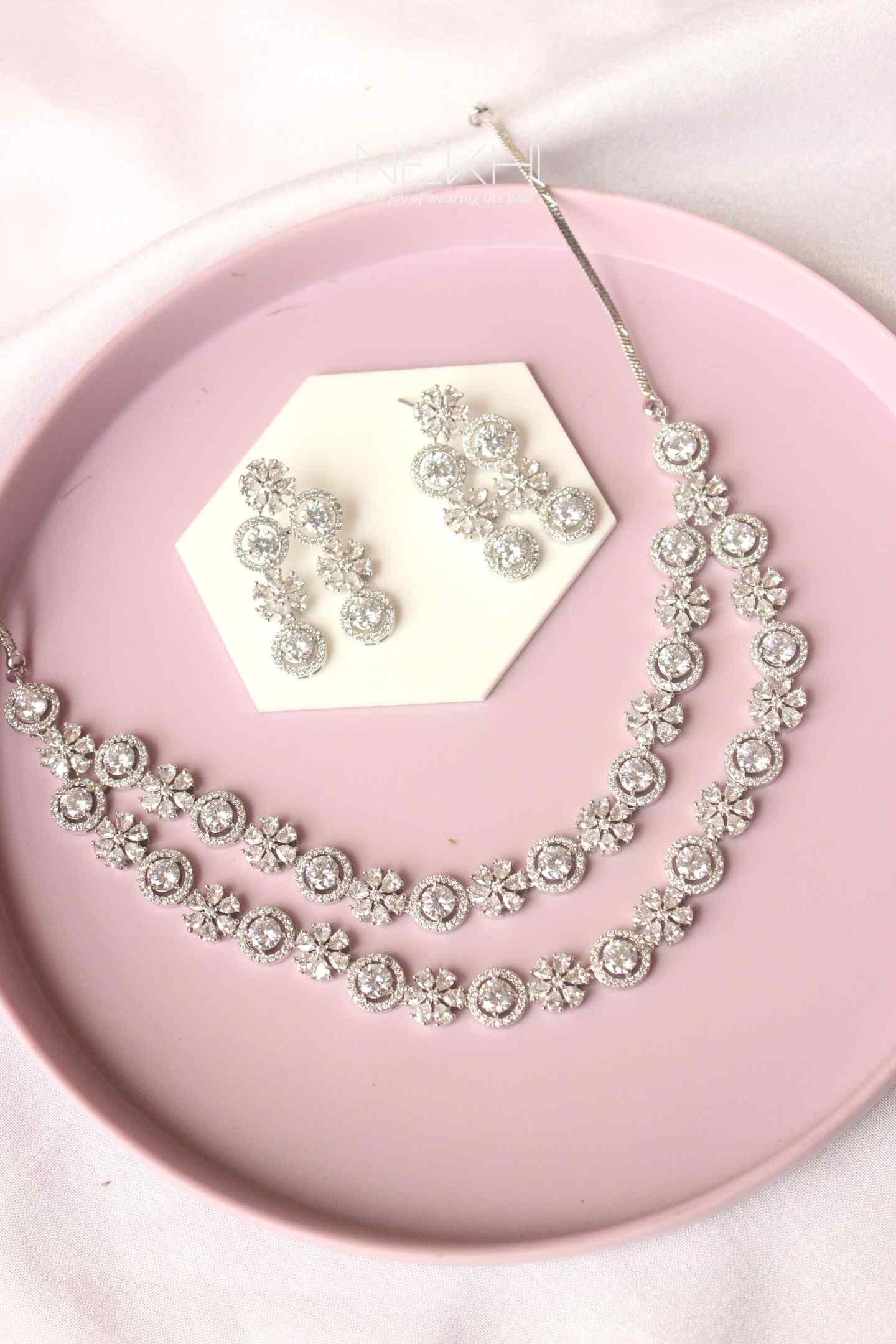 Samaira Necklace Set