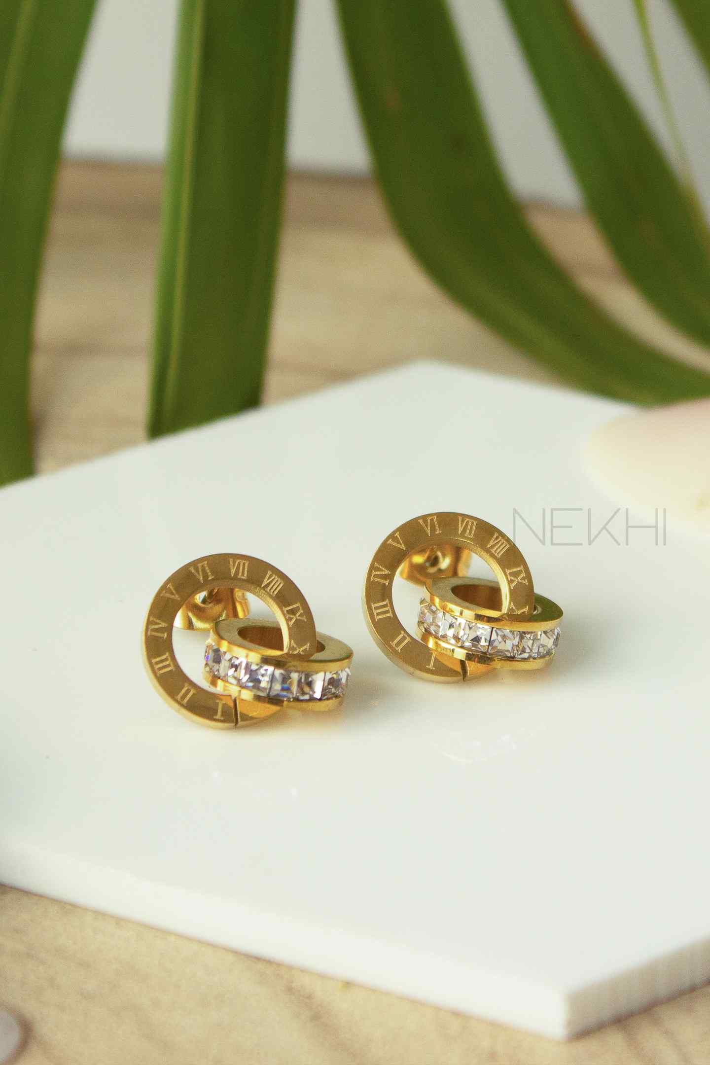 Roman Number Interlinked Studs