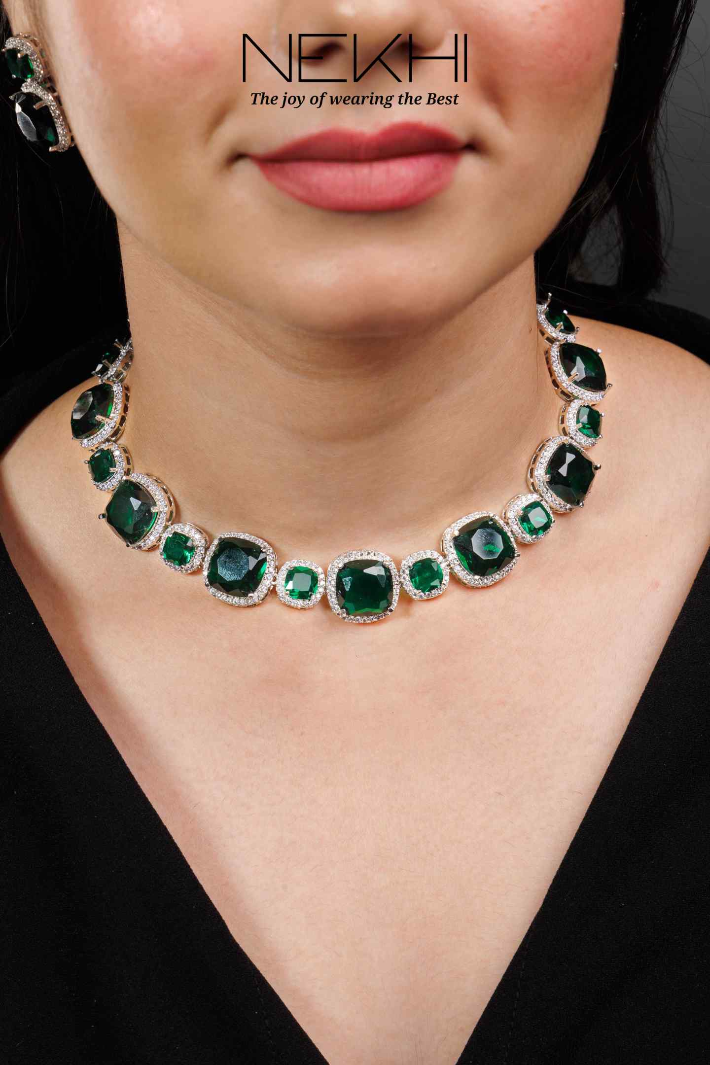 Nora Emerald Necklace