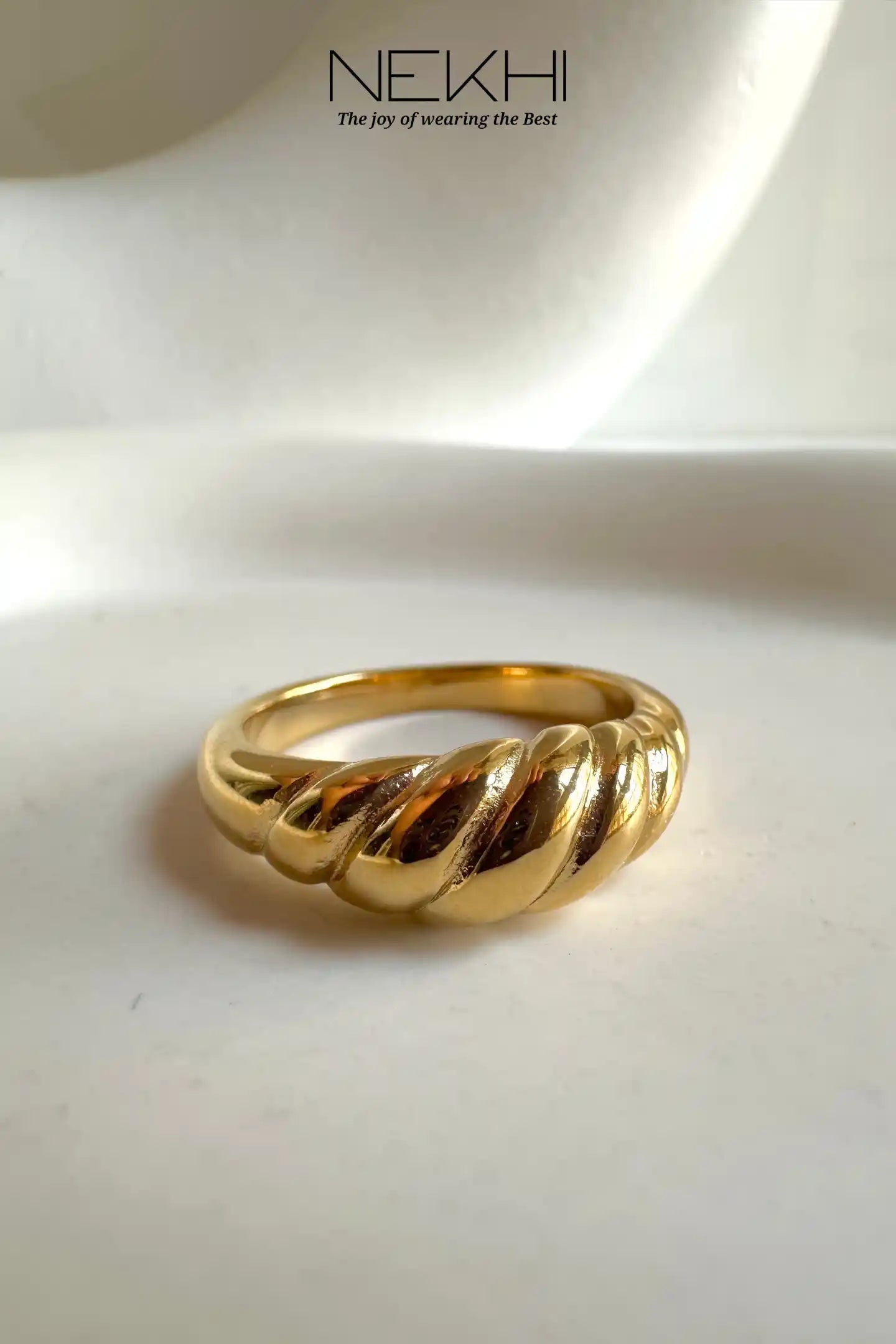 Retro Glam Ring