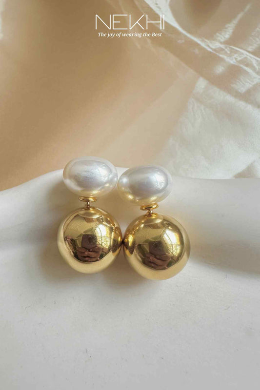 Round Pearl Studs