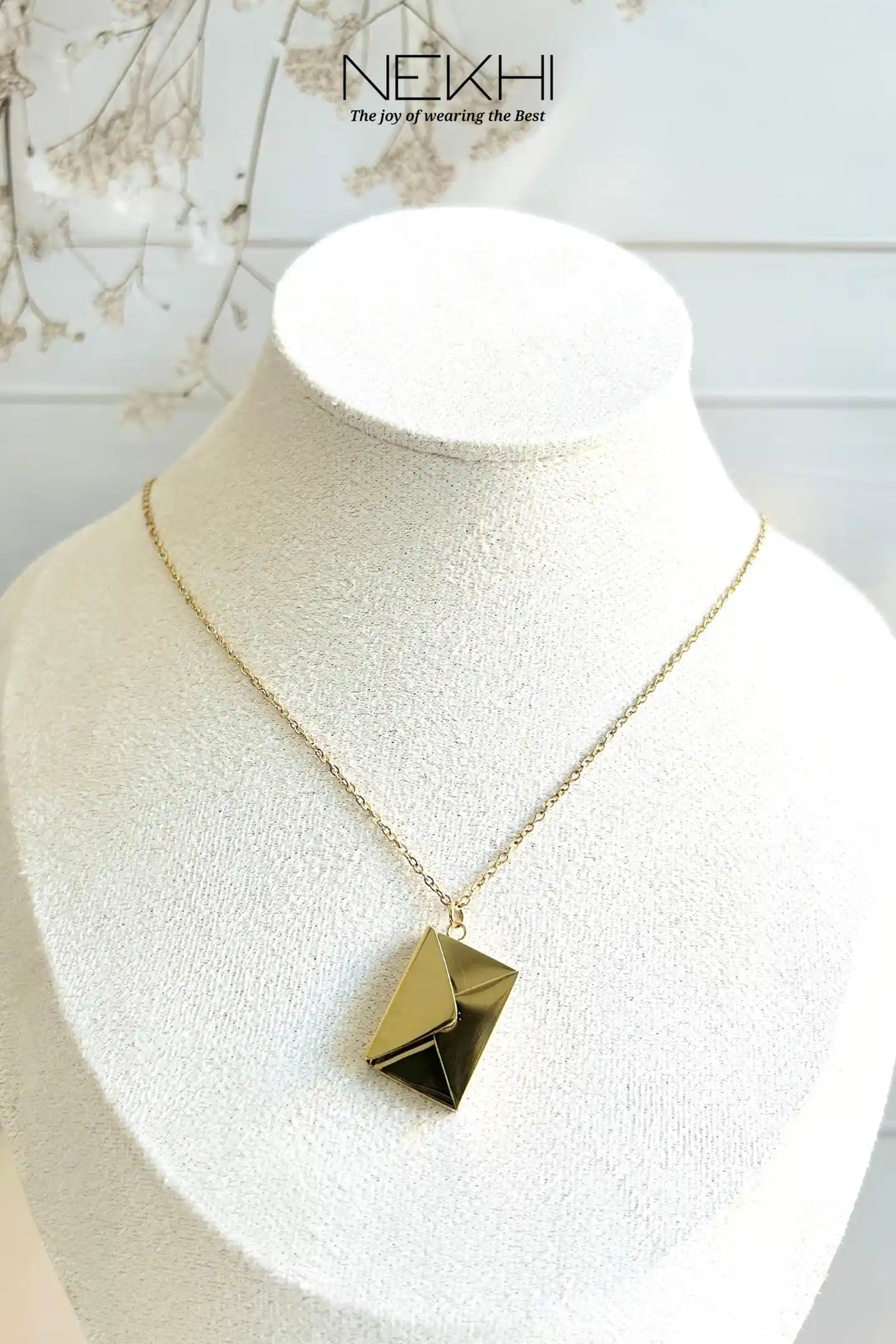 Messenger Necklace