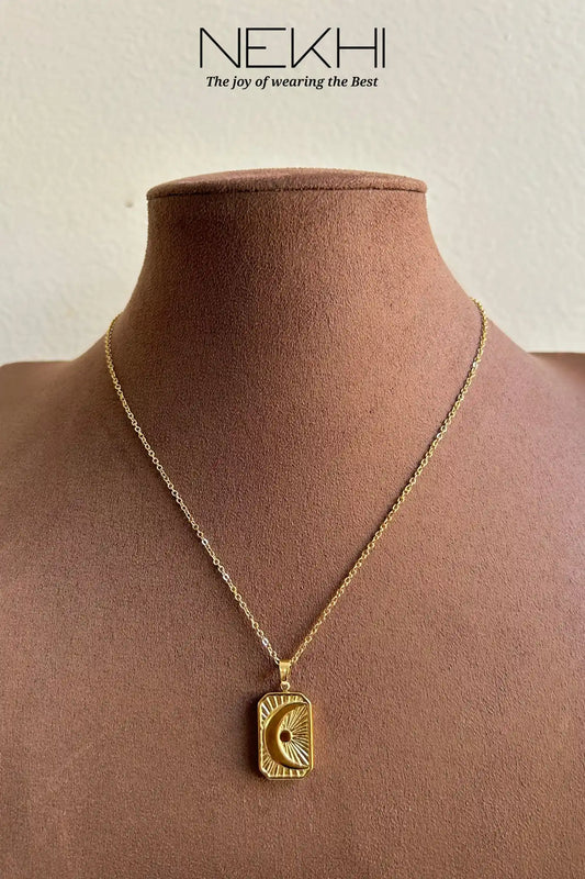 Moonbeam Necklace