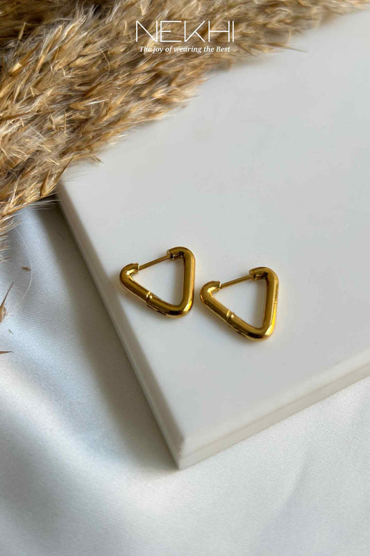 Triangle Hoops