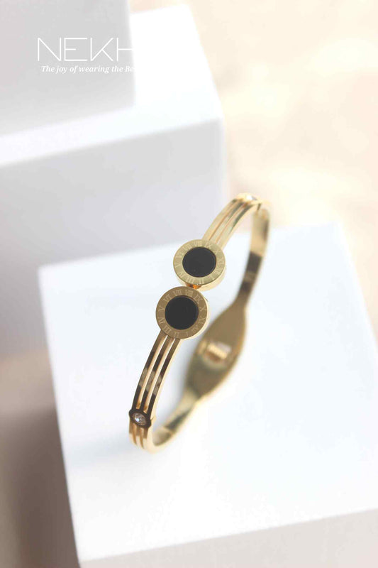 Timeless Roman Kada