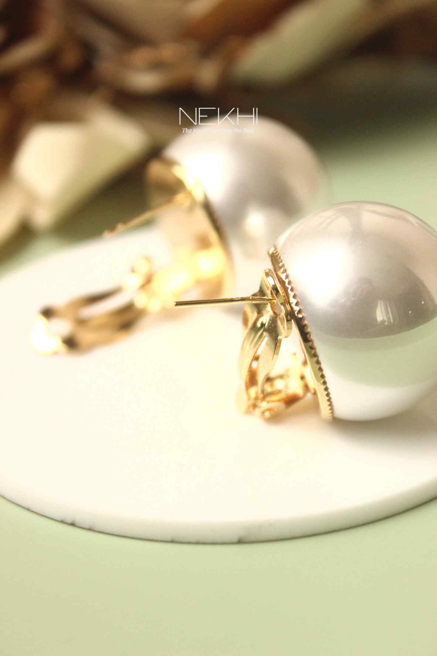 Full Pearl clip on earring