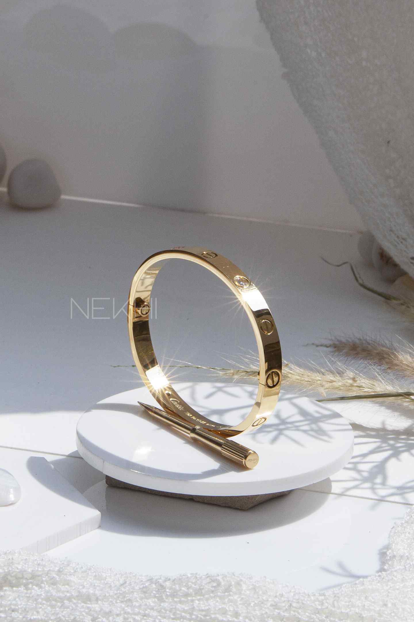 Diamond  Kada