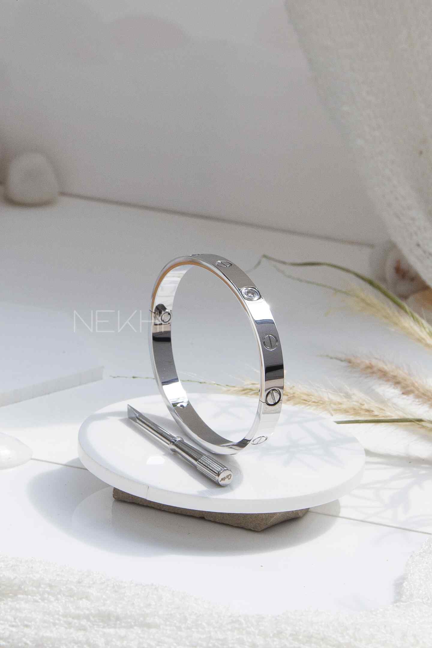 Diamond  Kada