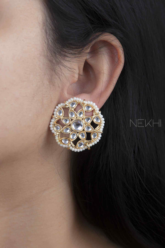 Regnant Kundan Studs