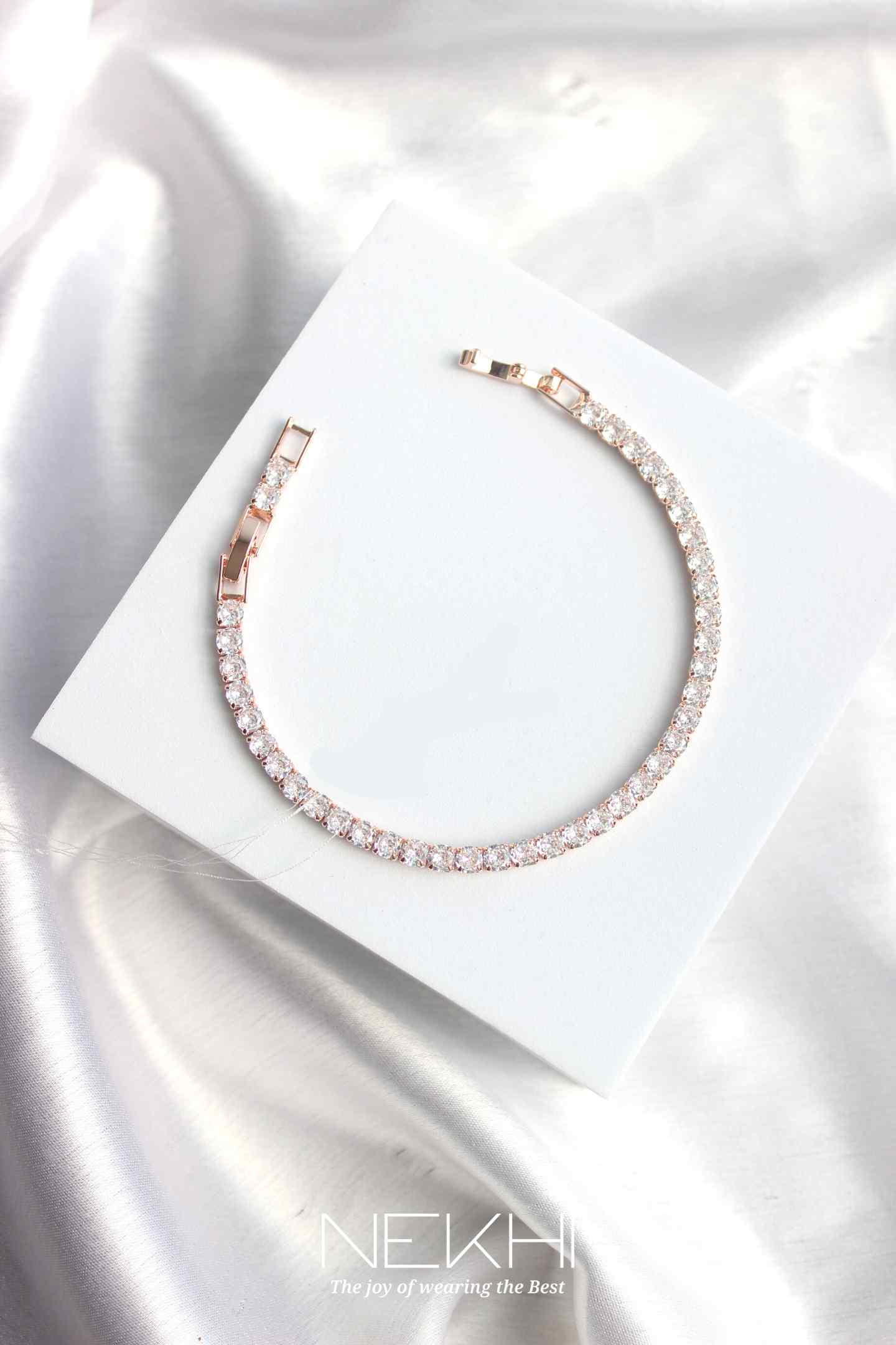 Eris snowflake Tennis bracelet